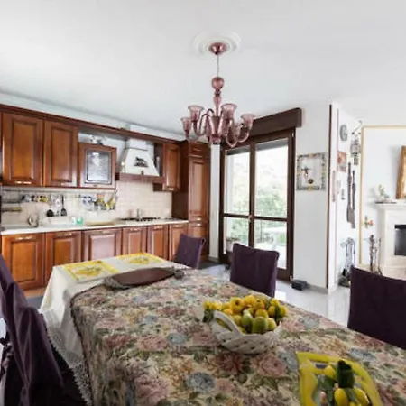 Chalet Burkett * צ'רנוביו